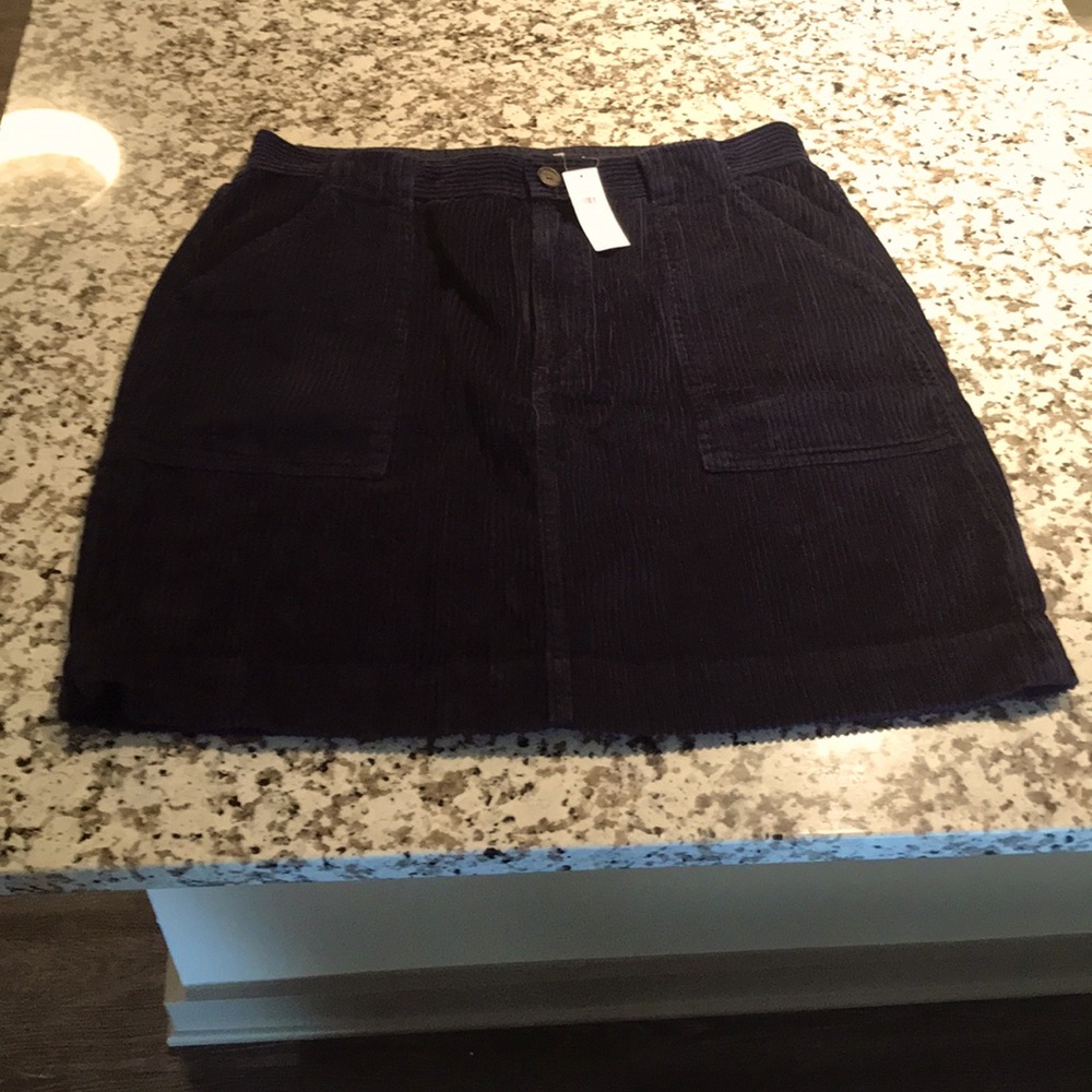 Gap navy size 12 TALL high rise corduroy mini skirt NWT